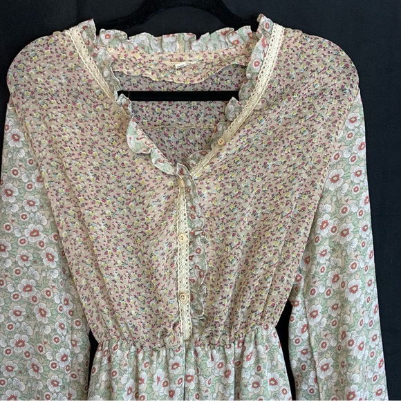 POL Delicate Floral Print Cottagecore Long Sleeve Sheer Dress, size L - Picture 3 of 12
